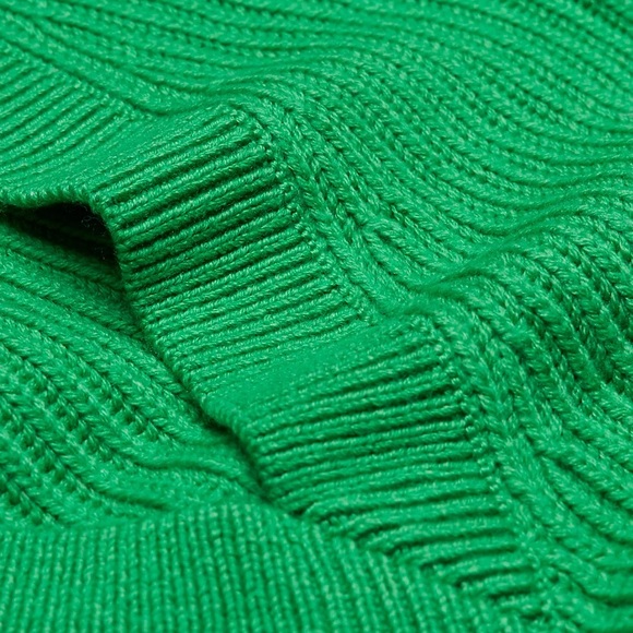 Aritzia Babaton Gloss Green Rogers Sweater - Picture 3 of 3